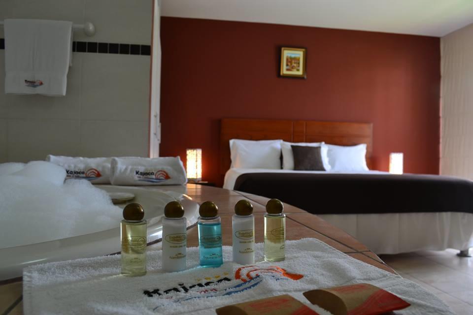Kajaca Suite Hotel Tomicaya Buitenkant foto